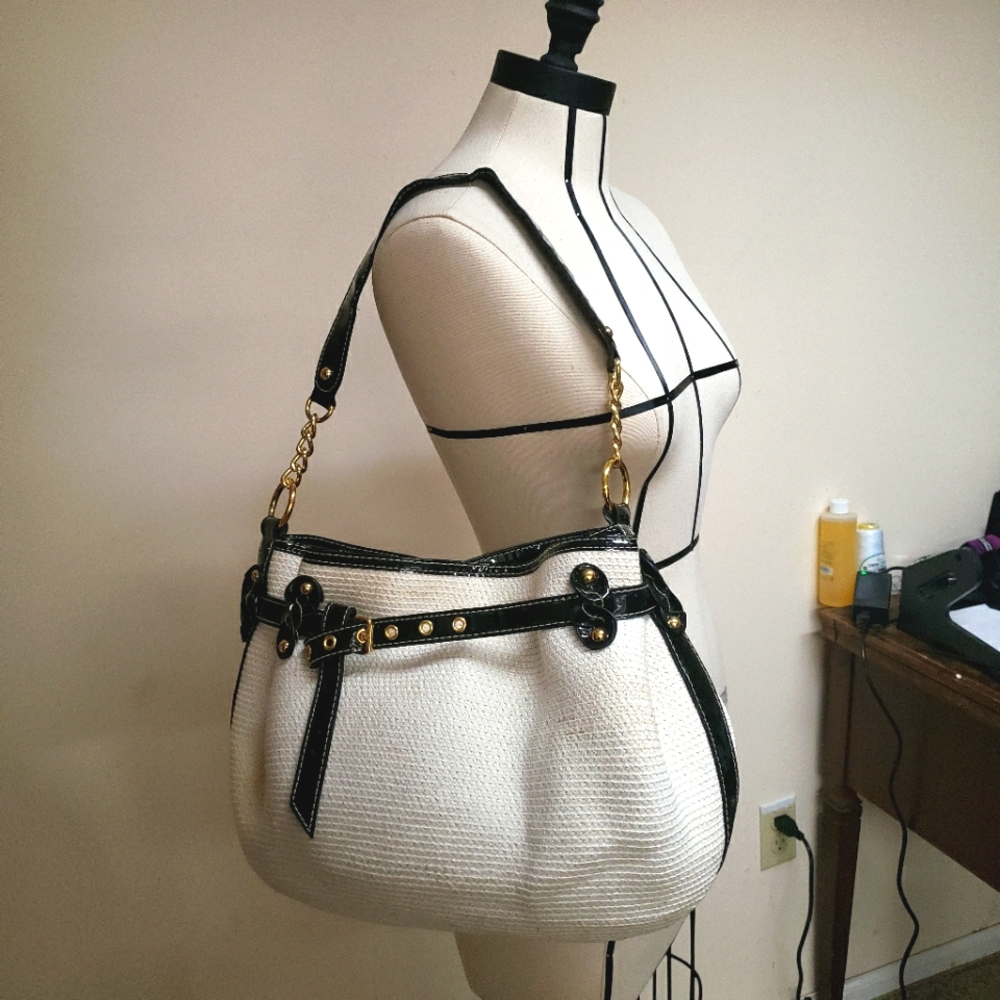 P0PPIE JONSE, 100% PAPER STRAW WICKER HANDBAG SIZE OS.